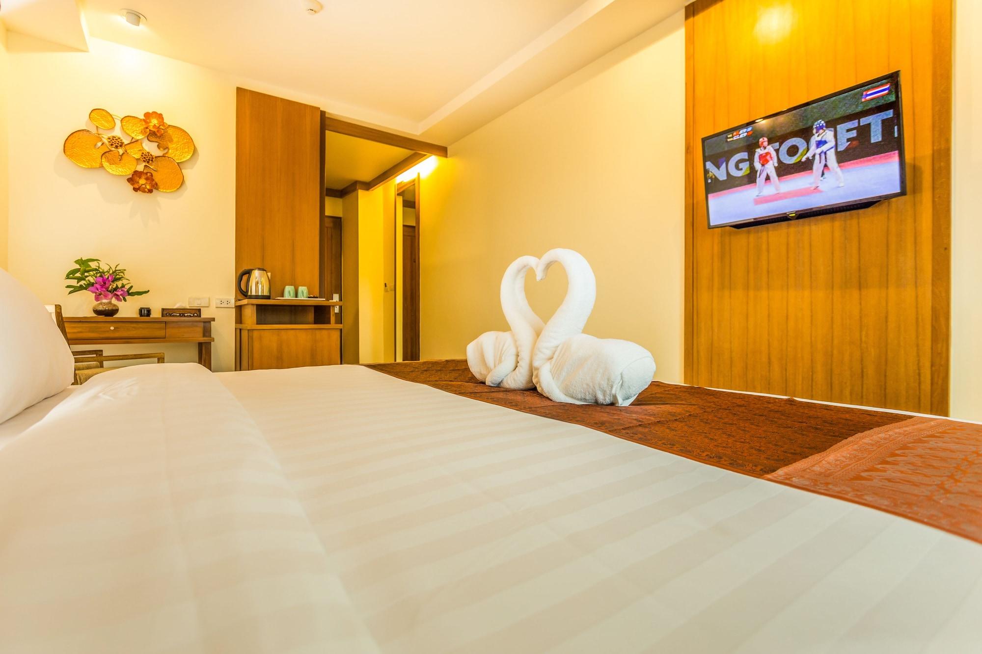 The Signature Hotel @ Thapae Chiang Mai Exterior photo