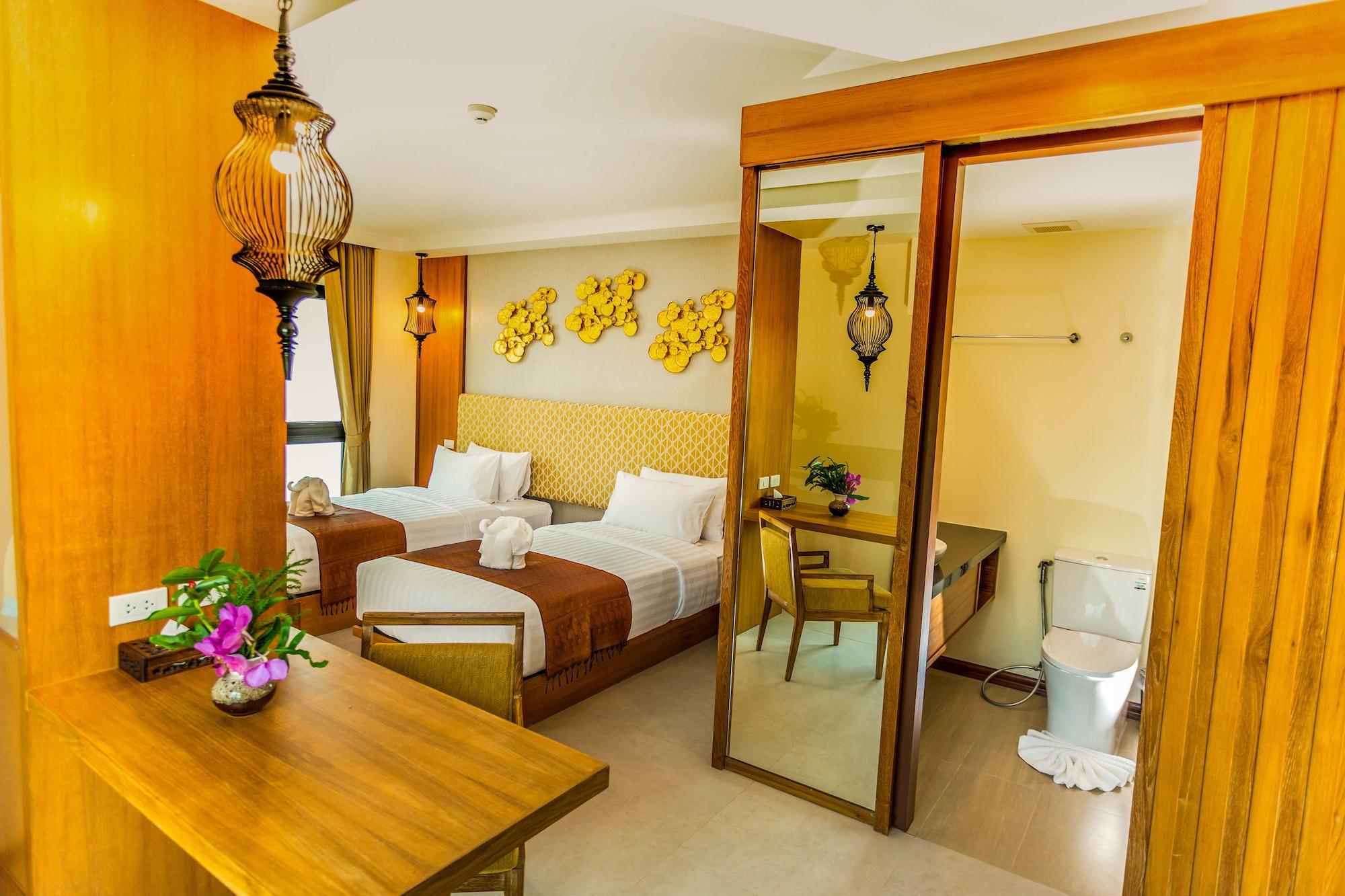 The Signature Hotel @ Thapae Chiang Mai Exterior photo