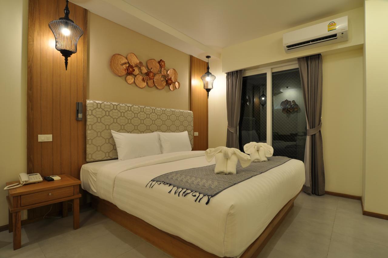 The Signature Hotel @ Thapae Chiang Mai Exterior photo